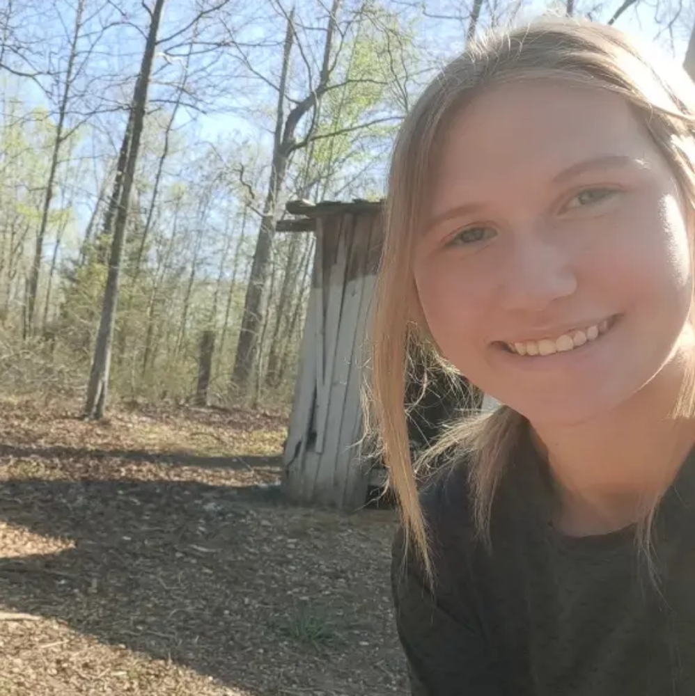 Meet your Posher, Kaylee.